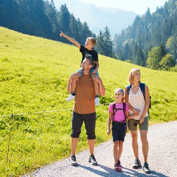 Urlaub in Söll mit Kindern oder als Pärchen Urlaub in Söll mit Kindern oder als Pärchen